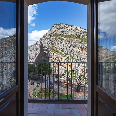 Il Belvedere 치비타