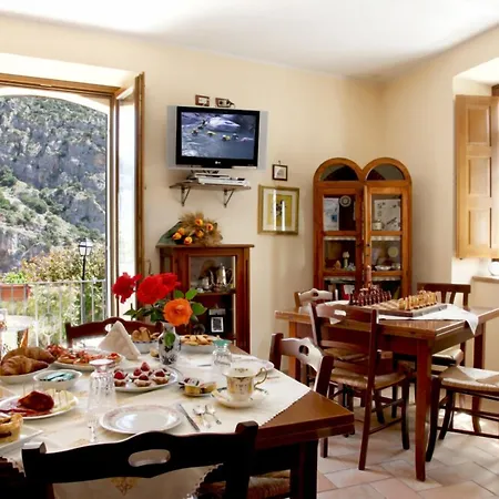 Bed & Breakfast Il Belvedere 4*