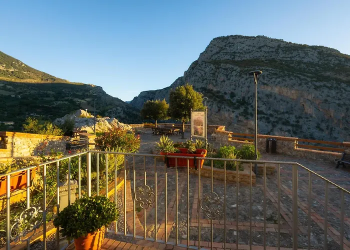 Il Belvedere Oda ve Kahvaltı 4*